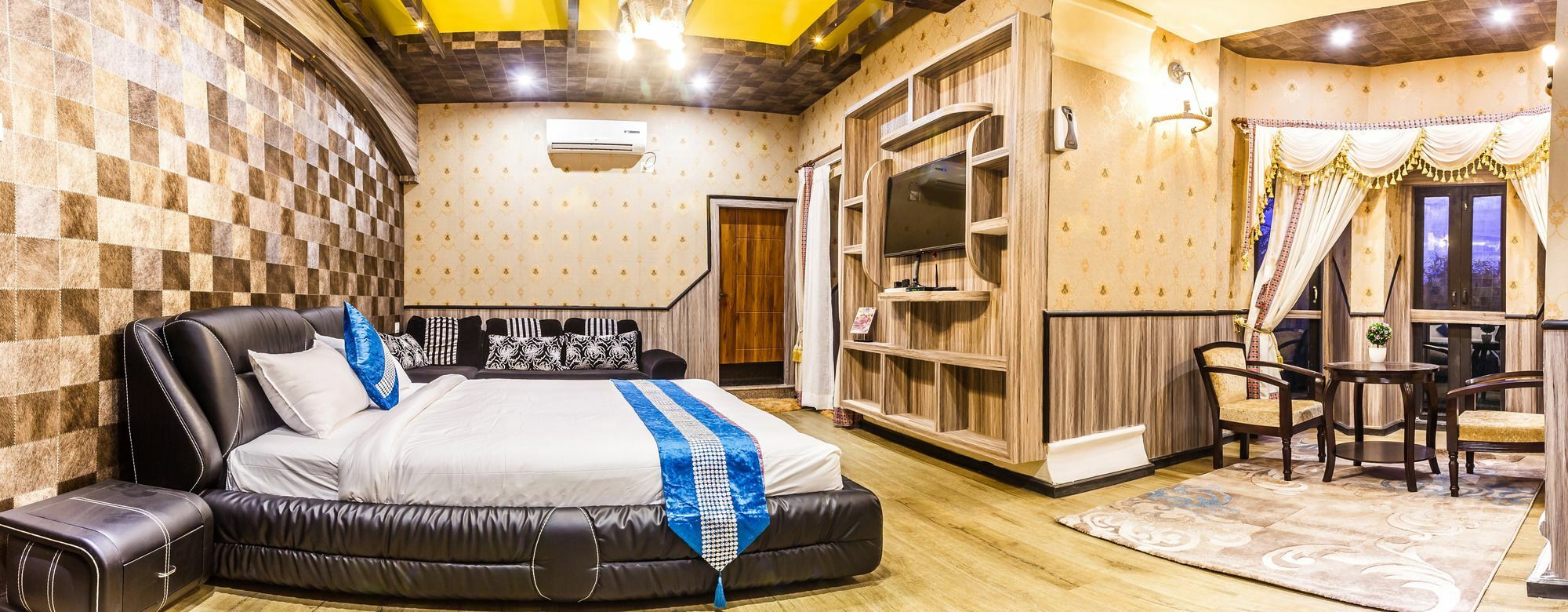 Royal Empire Boutique Hotel Kathmandu Luaran gambar