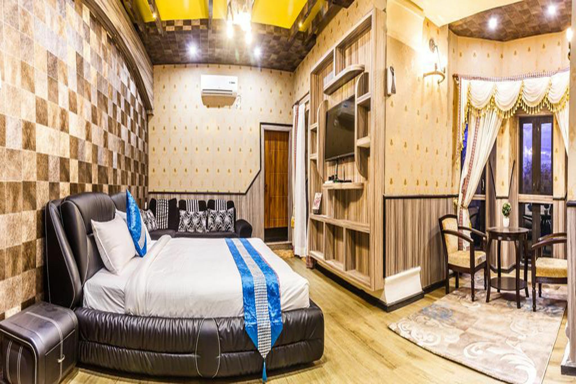 Royal Empire Boutique Hotel Kathmandu Luaran gambar